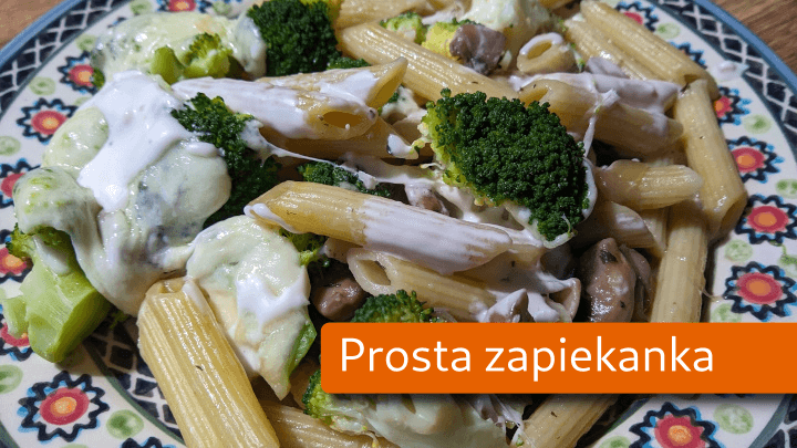 Penne zapiekane z brokułami i pieczarkami