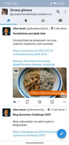 Ten sam ekran, tyle że z jasnym motywem. Biel, blady niebieski, czarny tekst, szare ikony.