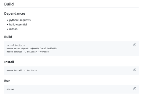 Fragment README programu Mousam zawierający instrukcje budowania począwszy od zależności (python3-requests, build-essential, meson), przez kompilację i przy użyciu meson, aż p uruchomienie poleceniem mousam.
