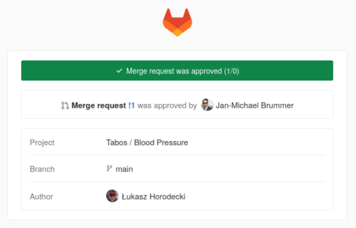 Informacja o zatwierdzeniu mojego merge requestu przez osobę tworzącą program Blood Pressure.